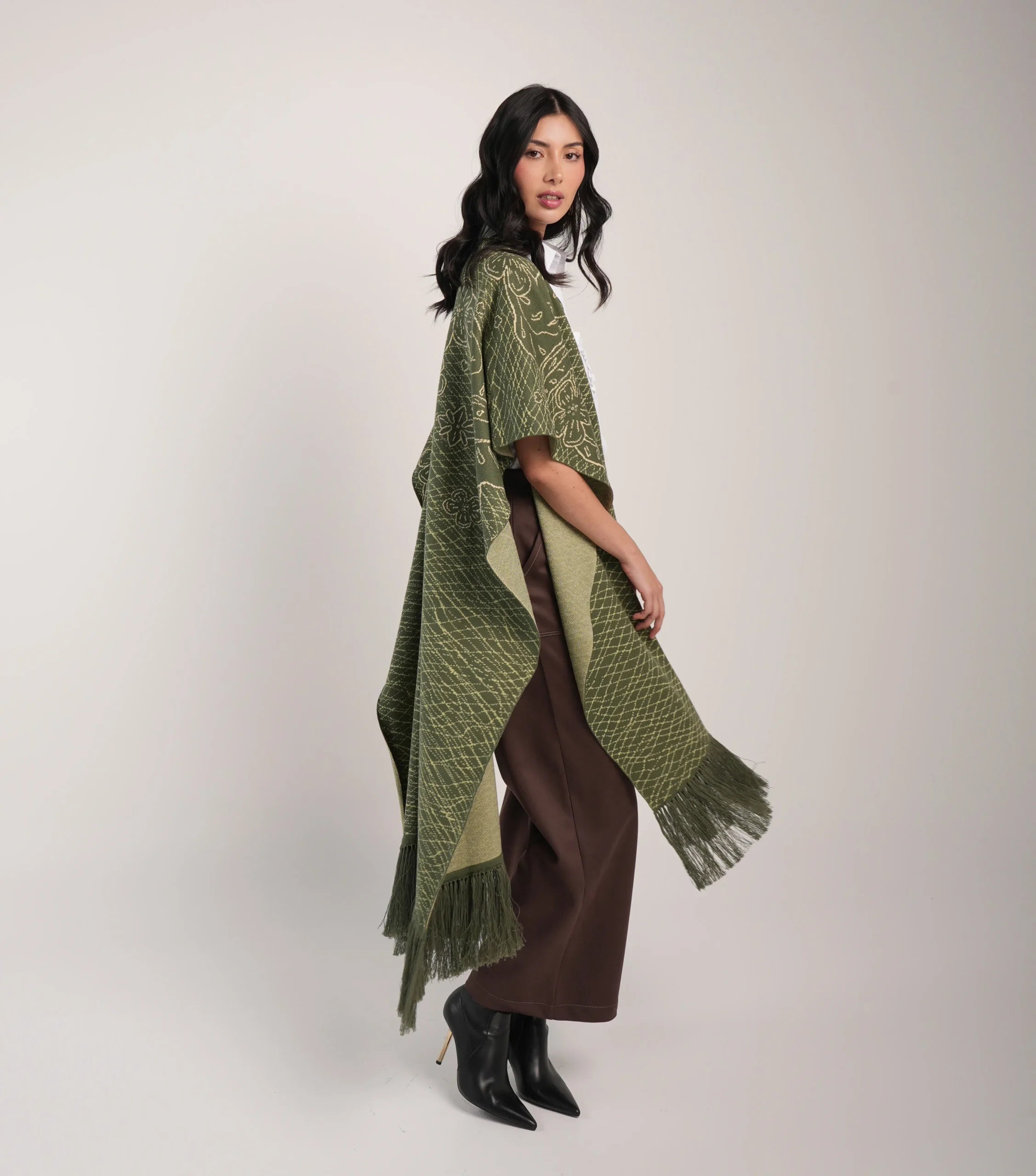 Maxi Poncho Origen Oliva
