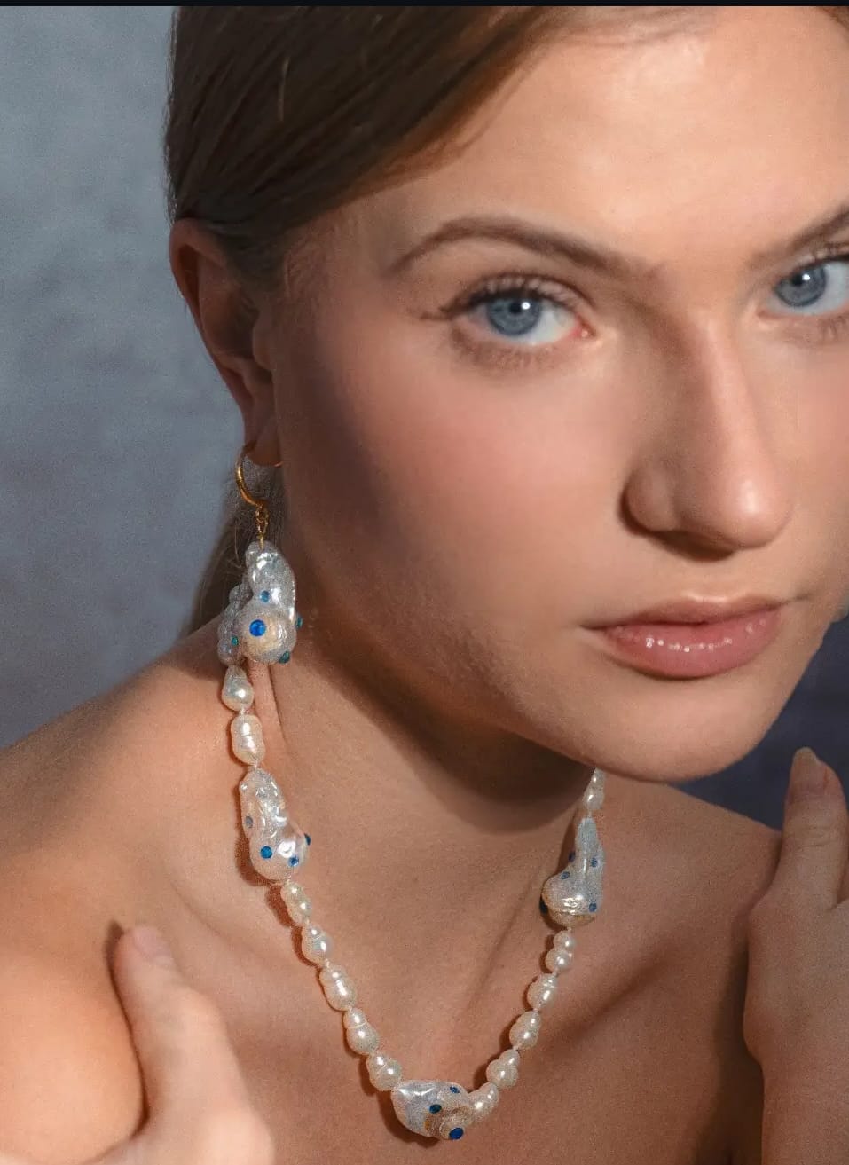 Aretes destellos de cristales