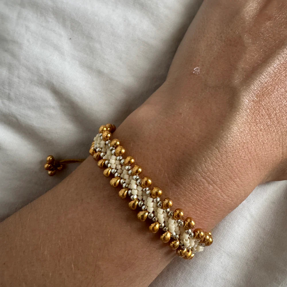 Pulsera Tierra Beige y Dorado