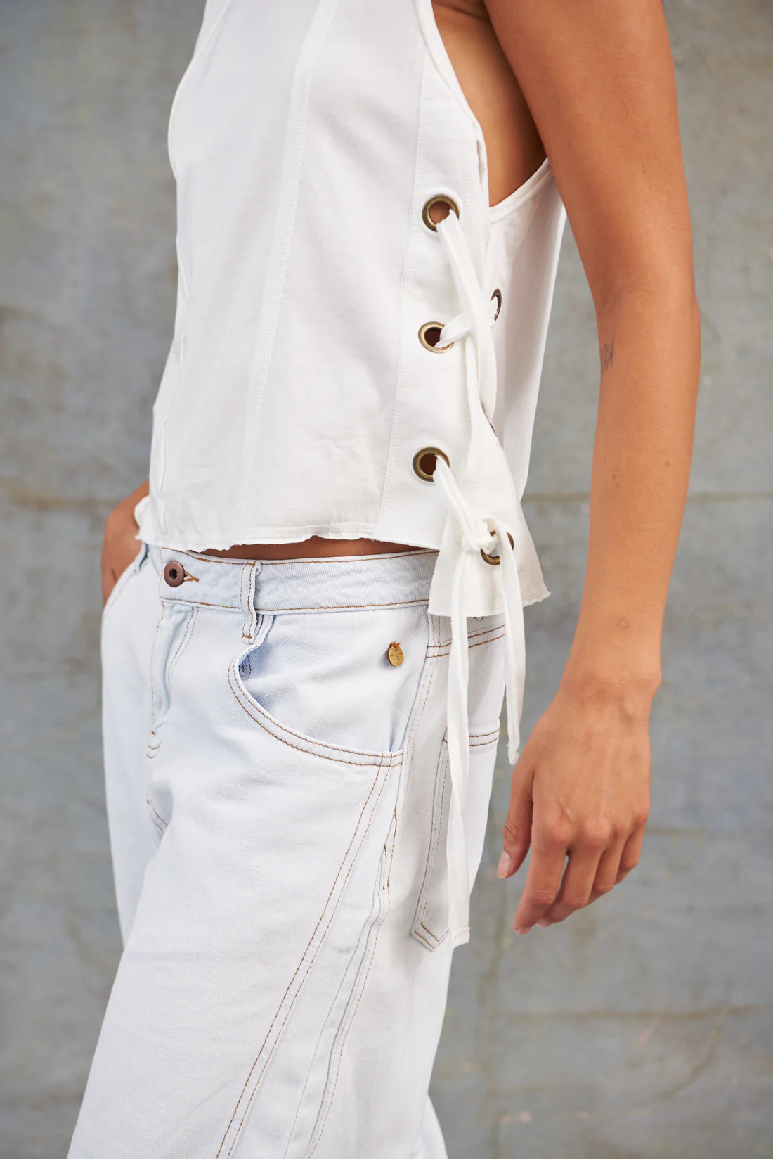 Camiseta Siza Ojaletes Blanca