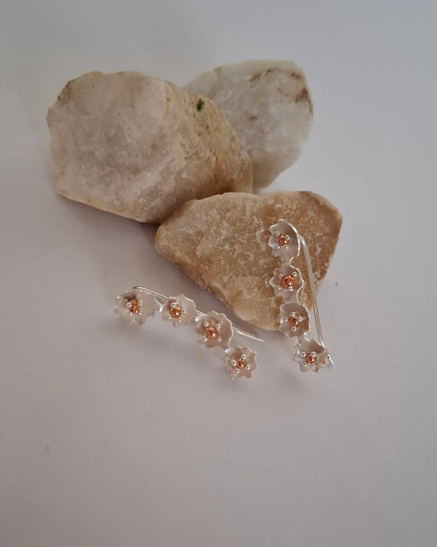 Aretes Flor X4 Primer Latido Plata