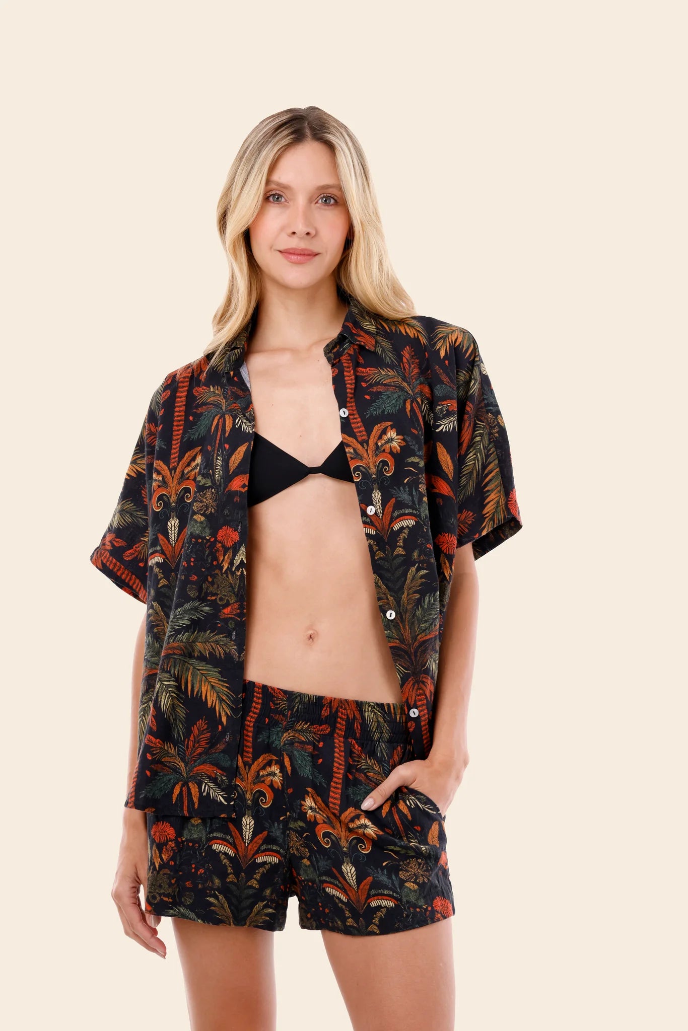 Short Brisa Jade Oasis