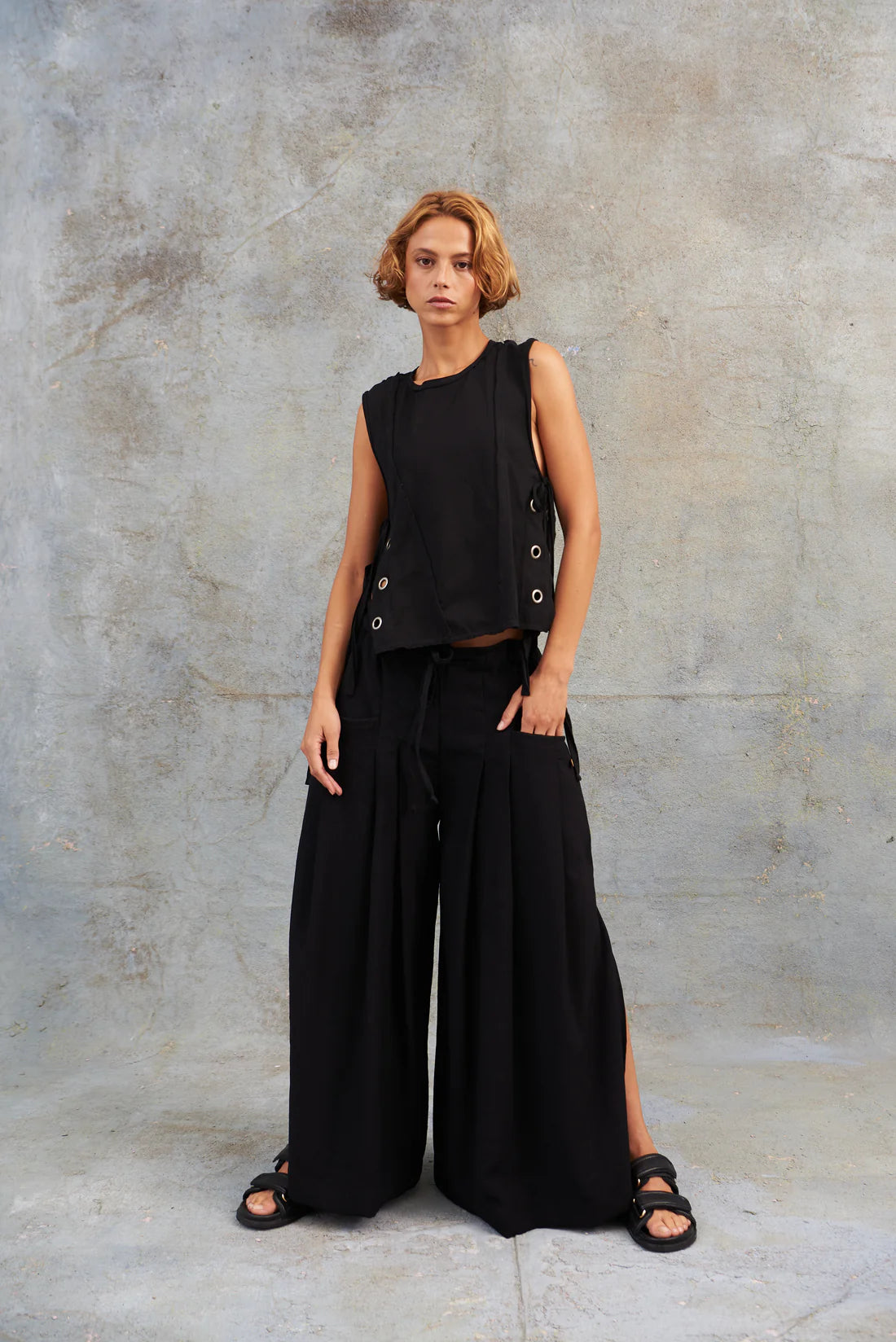 Pantalón Cargo Fluido Negro