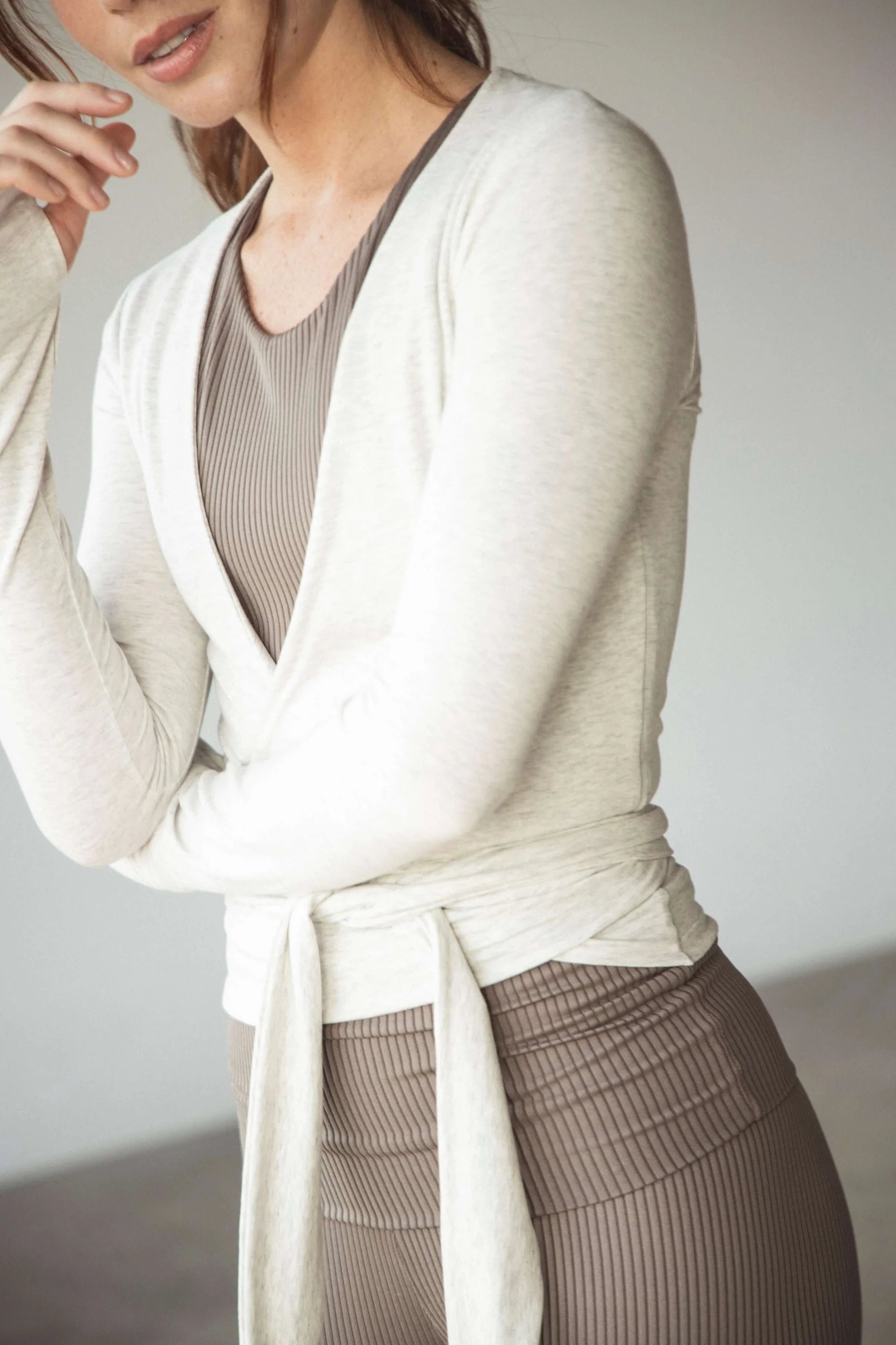 Buzo Wraped Gris Jasper