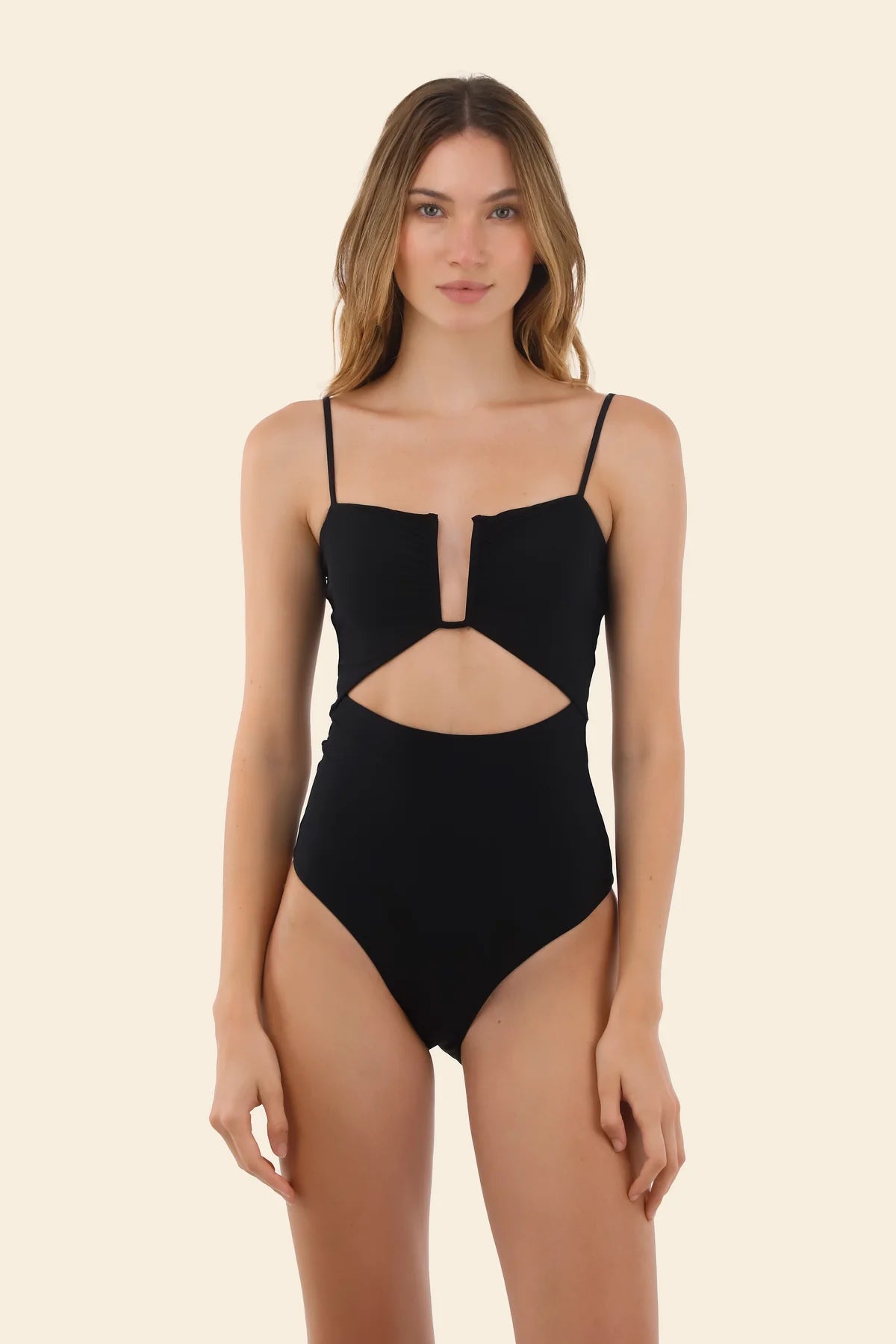 One Piece Black Antonia