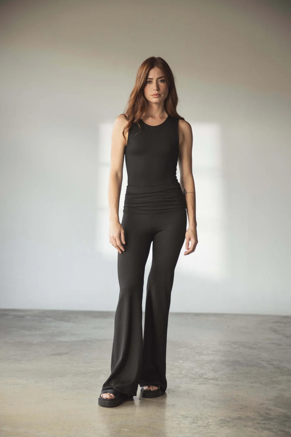 Pantalón Flair Rib Negro