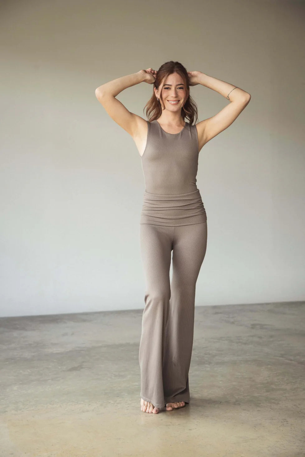 Pantalón Flair Rib Taupe