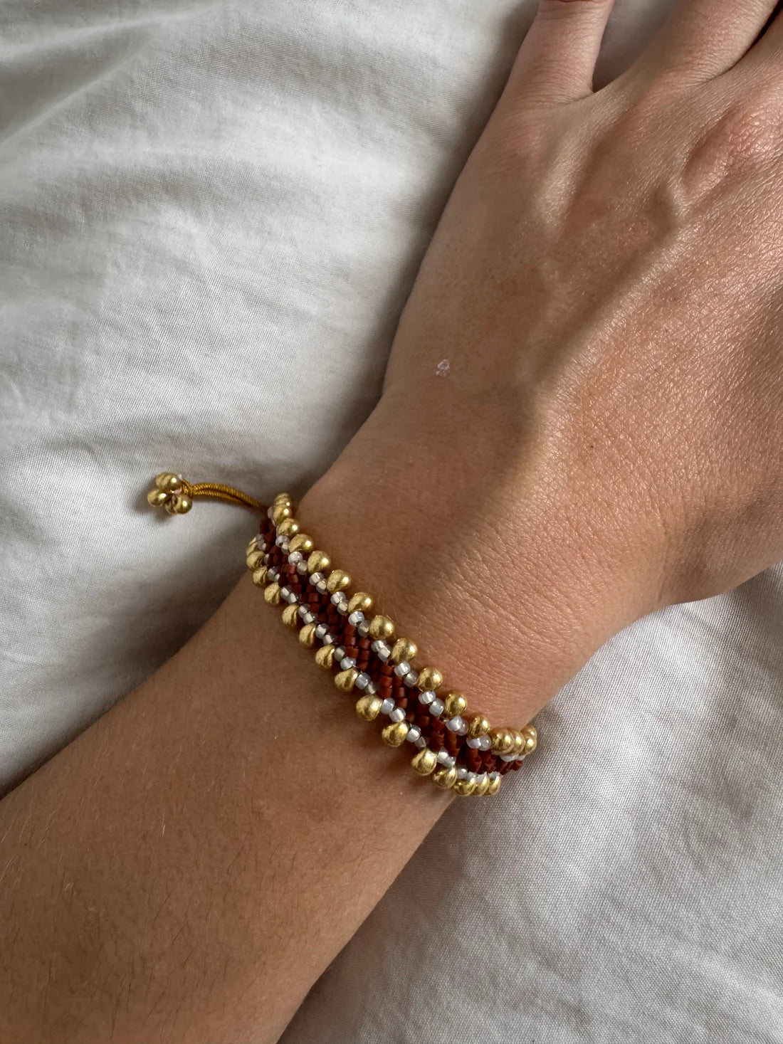 Pulsera Tierra Terracota y Dorado