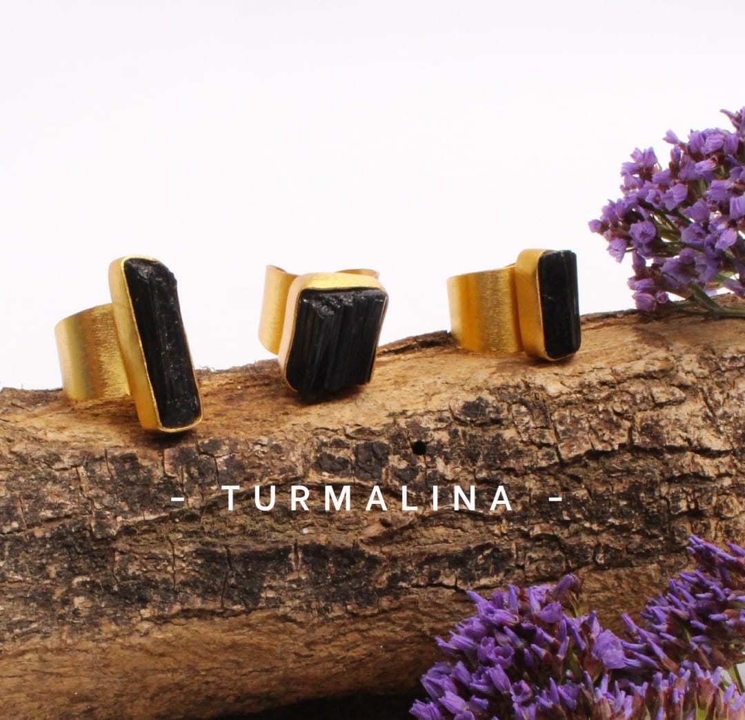 Anillo turmalina negra