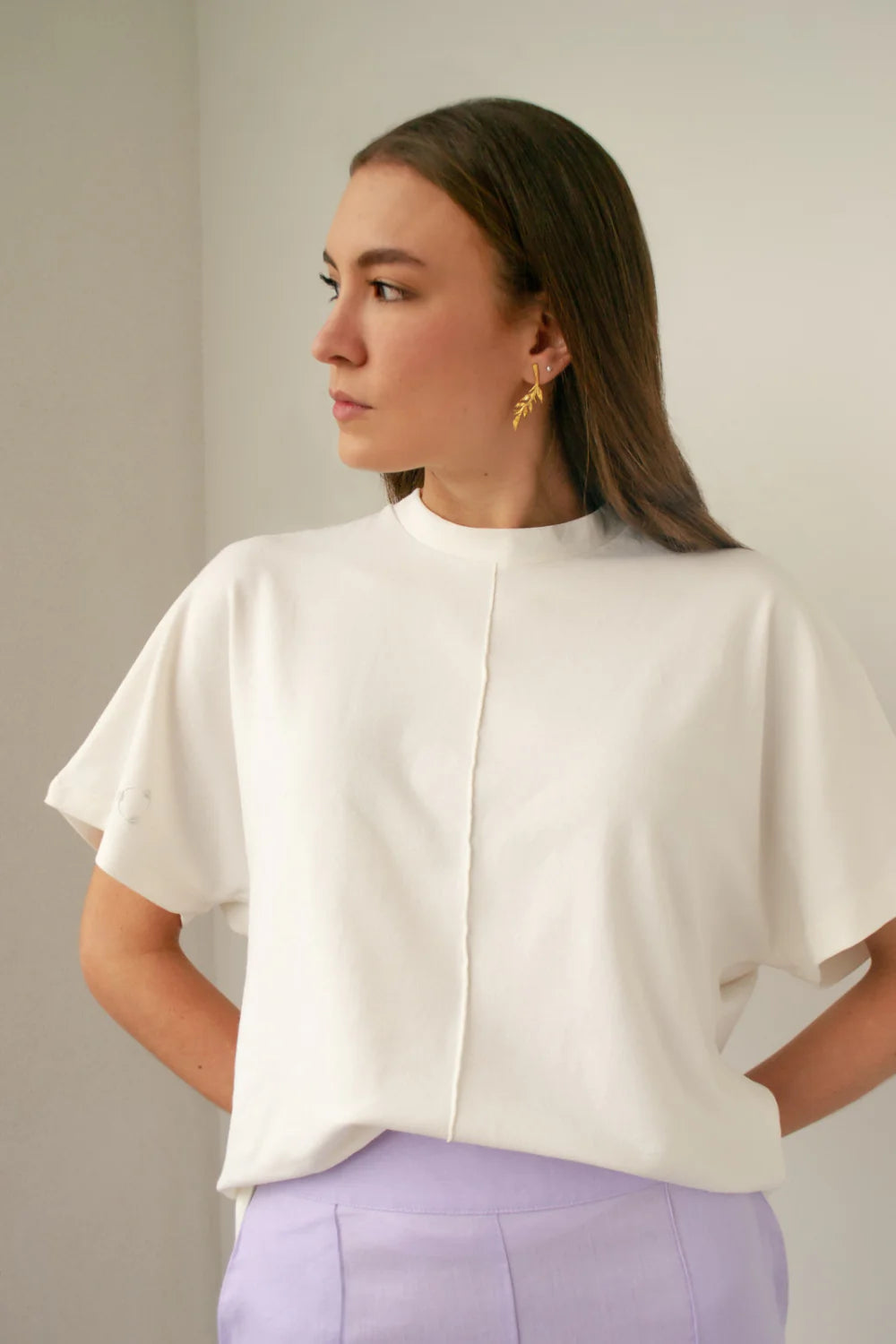 Camiseta Esencial Crudo