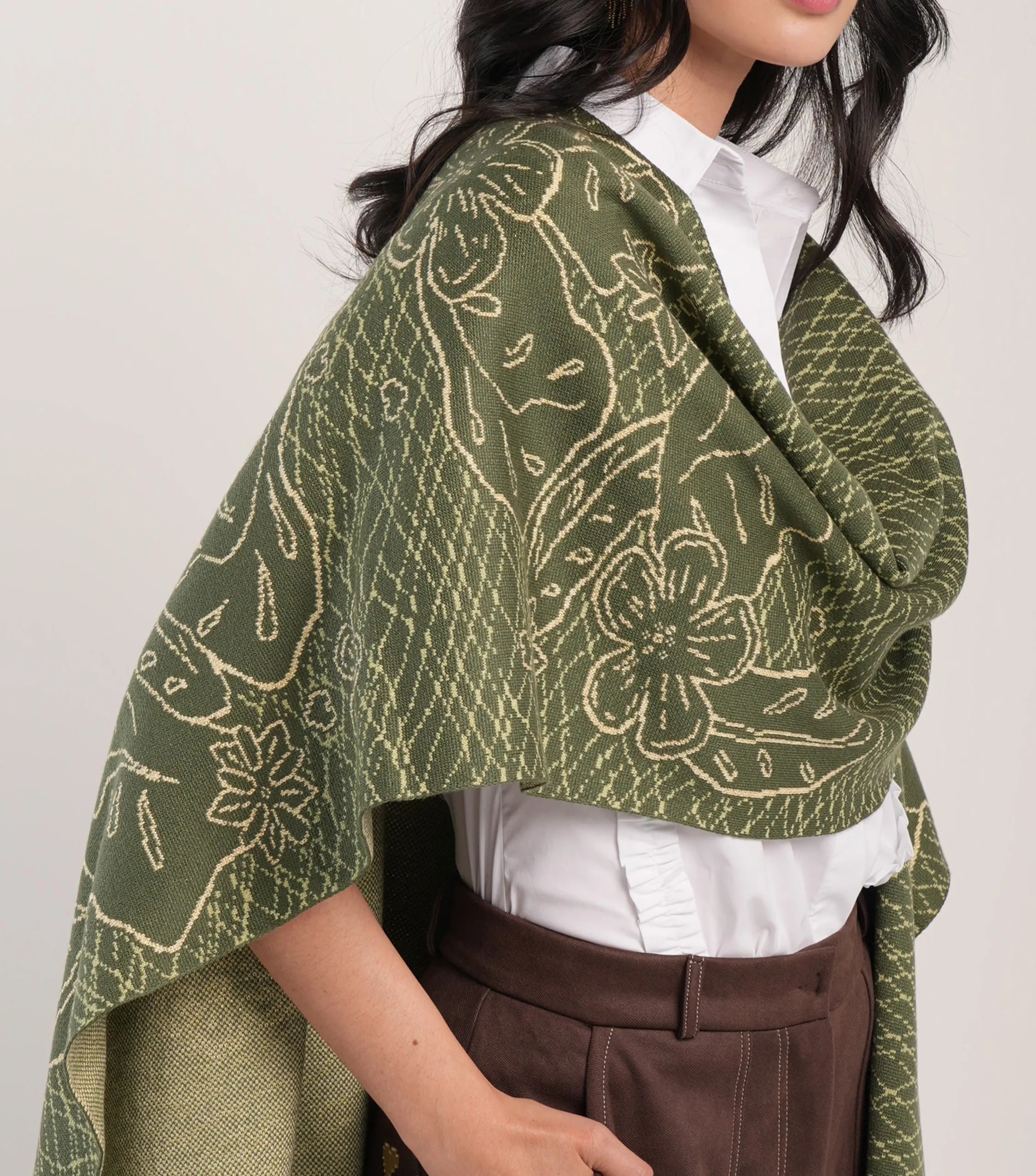Maxi Poncho Origen Oliva