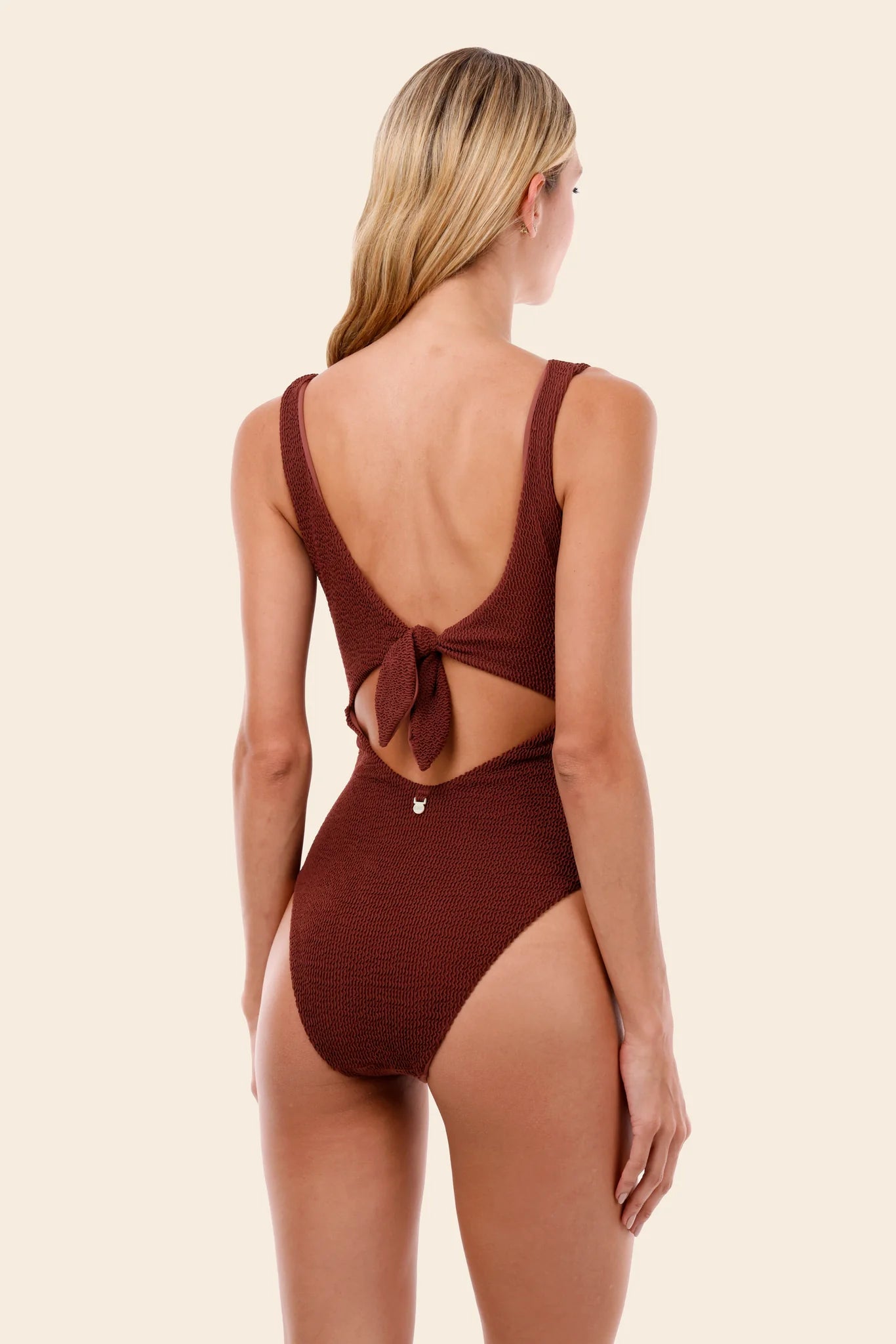 One Piece Twix Textured Wave Barn Red