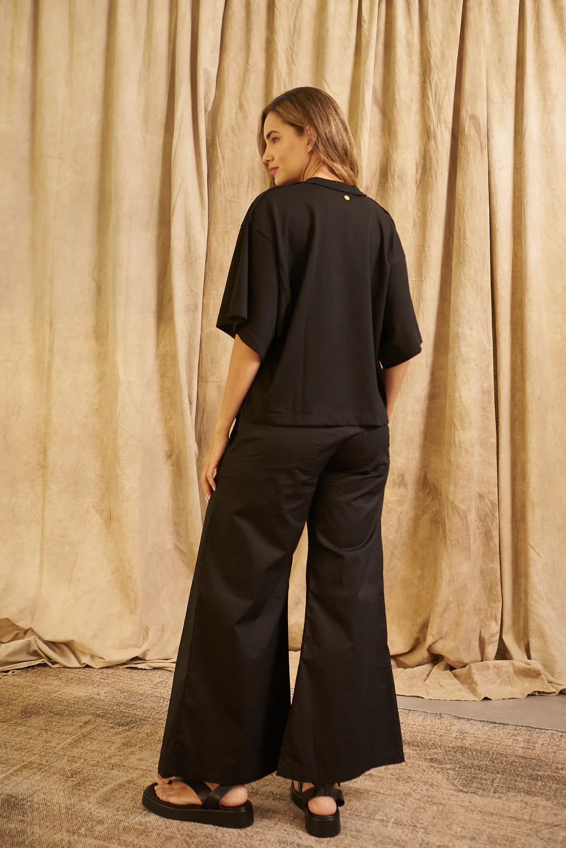 Camiseta Crochet Negro