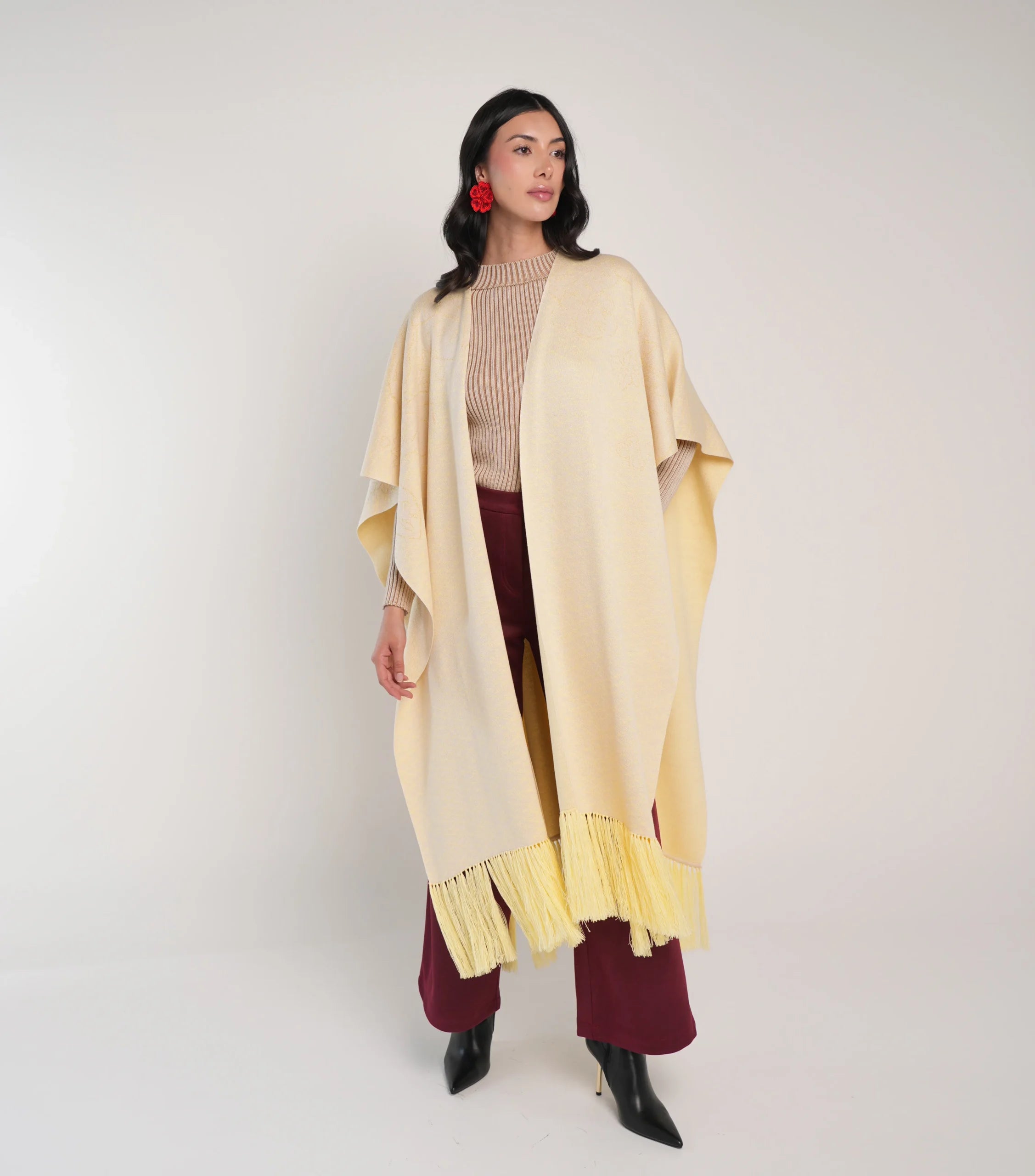 Maxi Poncho Origen Dorado Calro