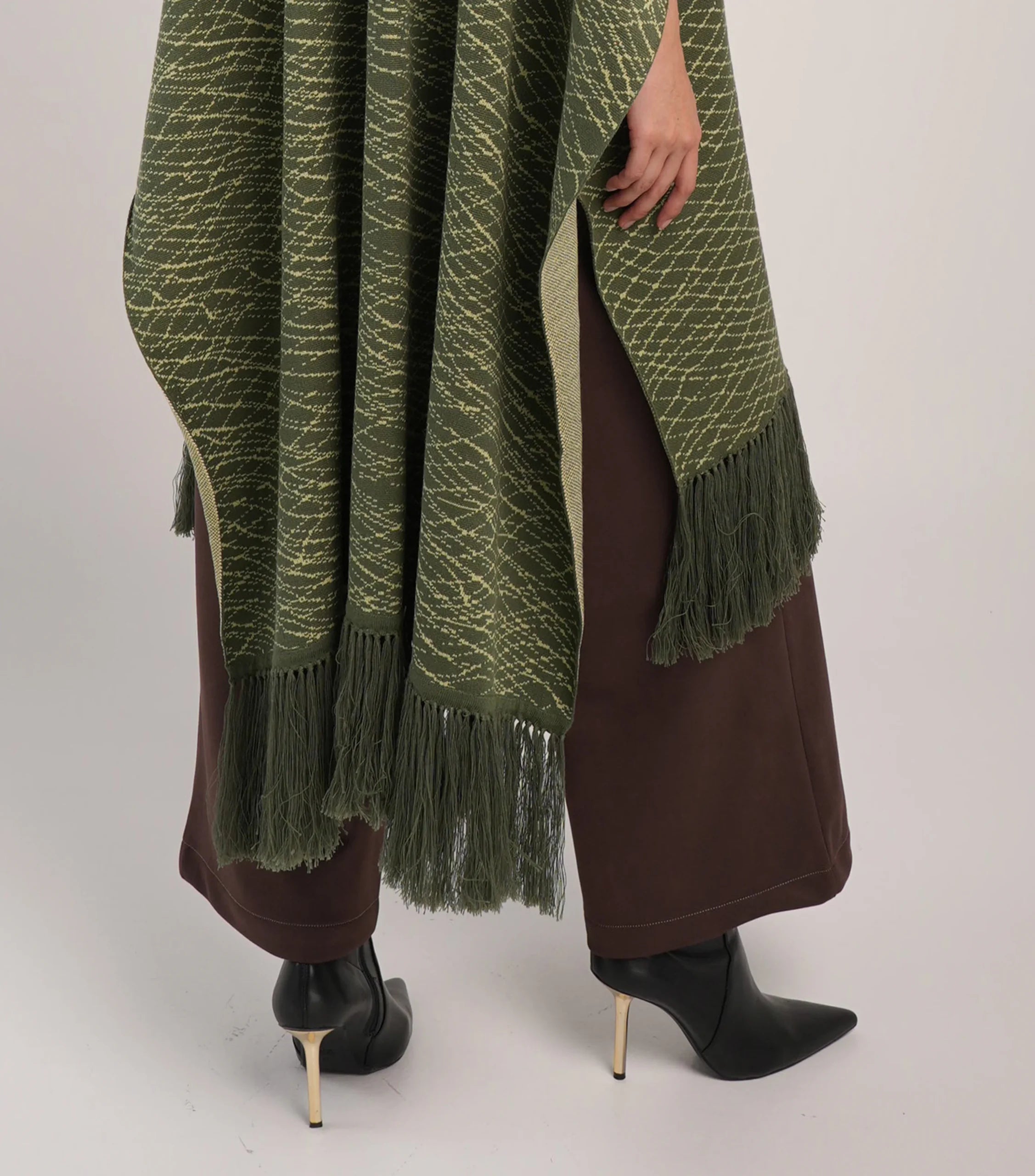 Maxi Poncho Origen Oliva