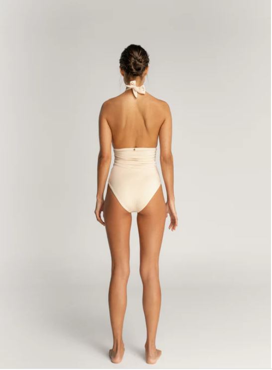 One Piece Alexa Champagne